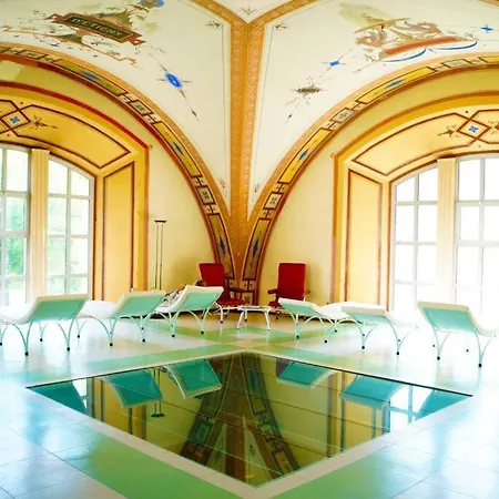 Lägenhet Chez Louise, T3 A Deux Pas Du Centre Bagnères-de-Luchon